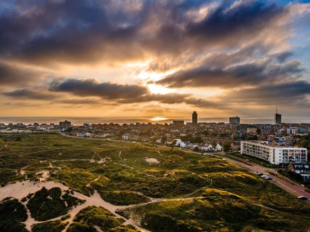 Luxury Upstairs & Downstairs Zandvoort
