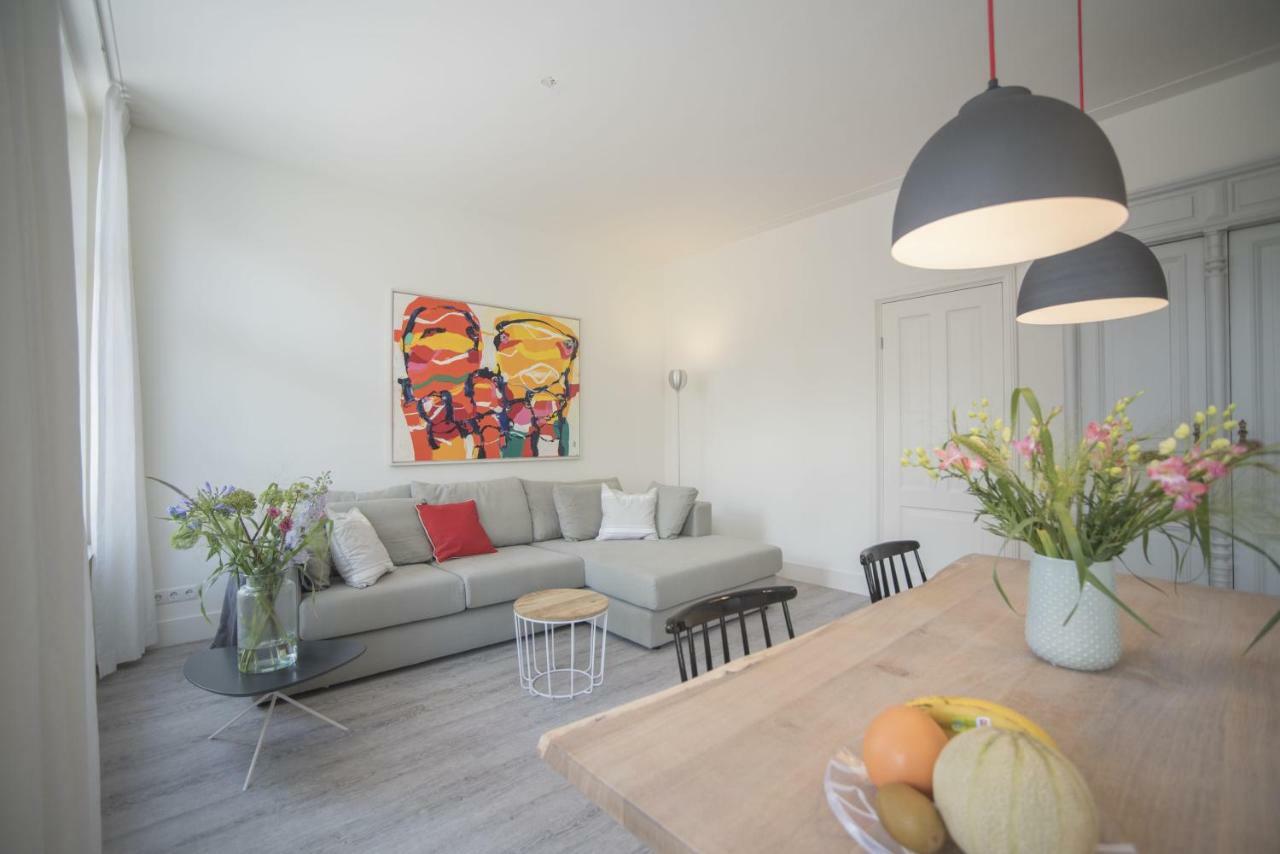 Luxury Upstairs & Downstairs Appartement Zandvoort