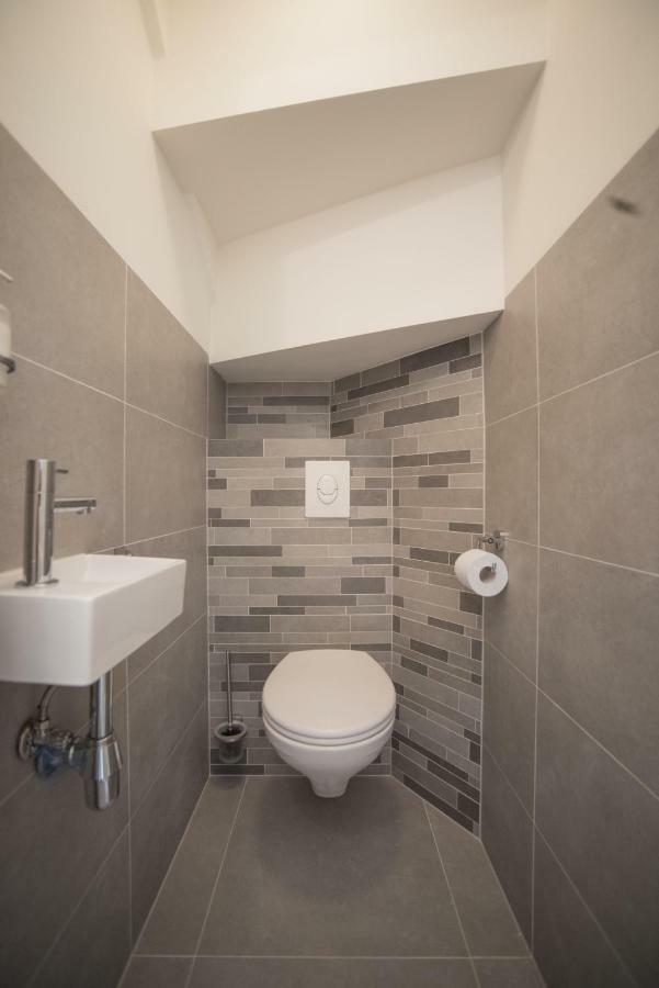 Luxury Upstairs & Downstairs Appartement