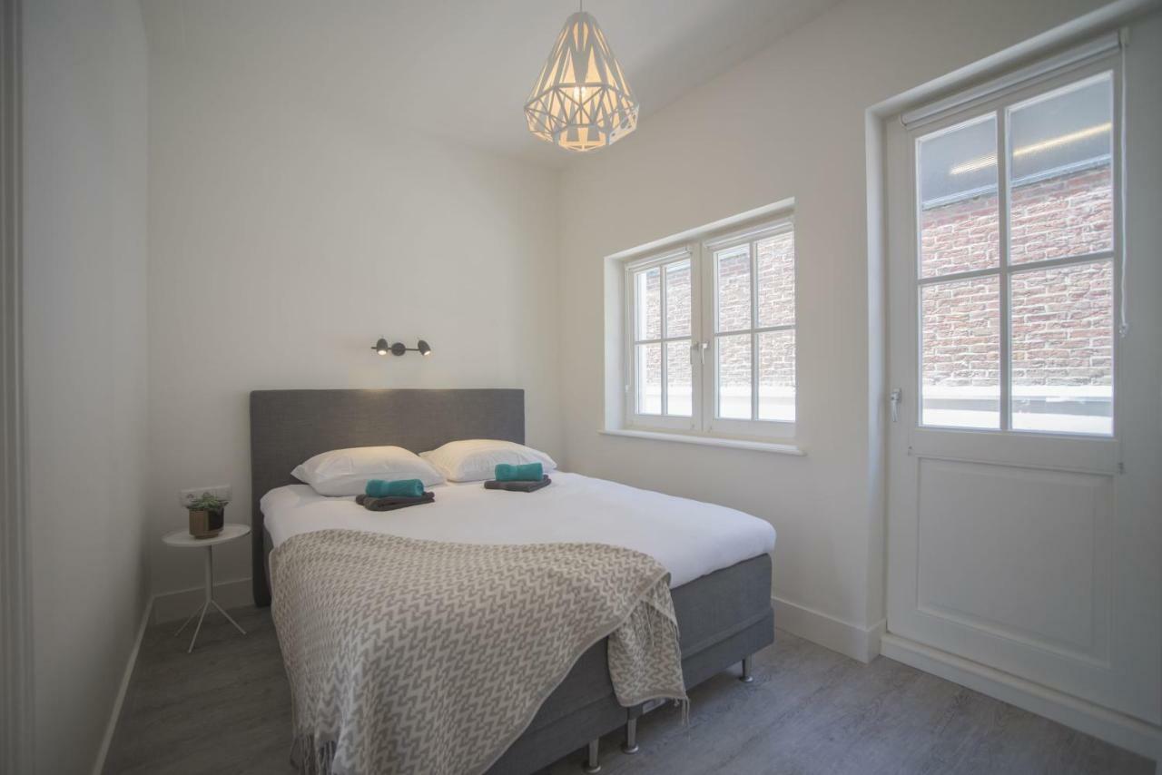 Luxury Upstairs & Downstairs Appartement *